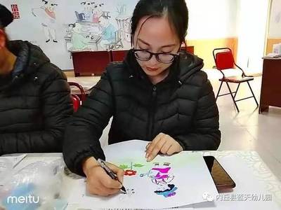 “妙笔绘童心，专业促成长”——蓝天幼儿园教师绘画技能培训活动侧记